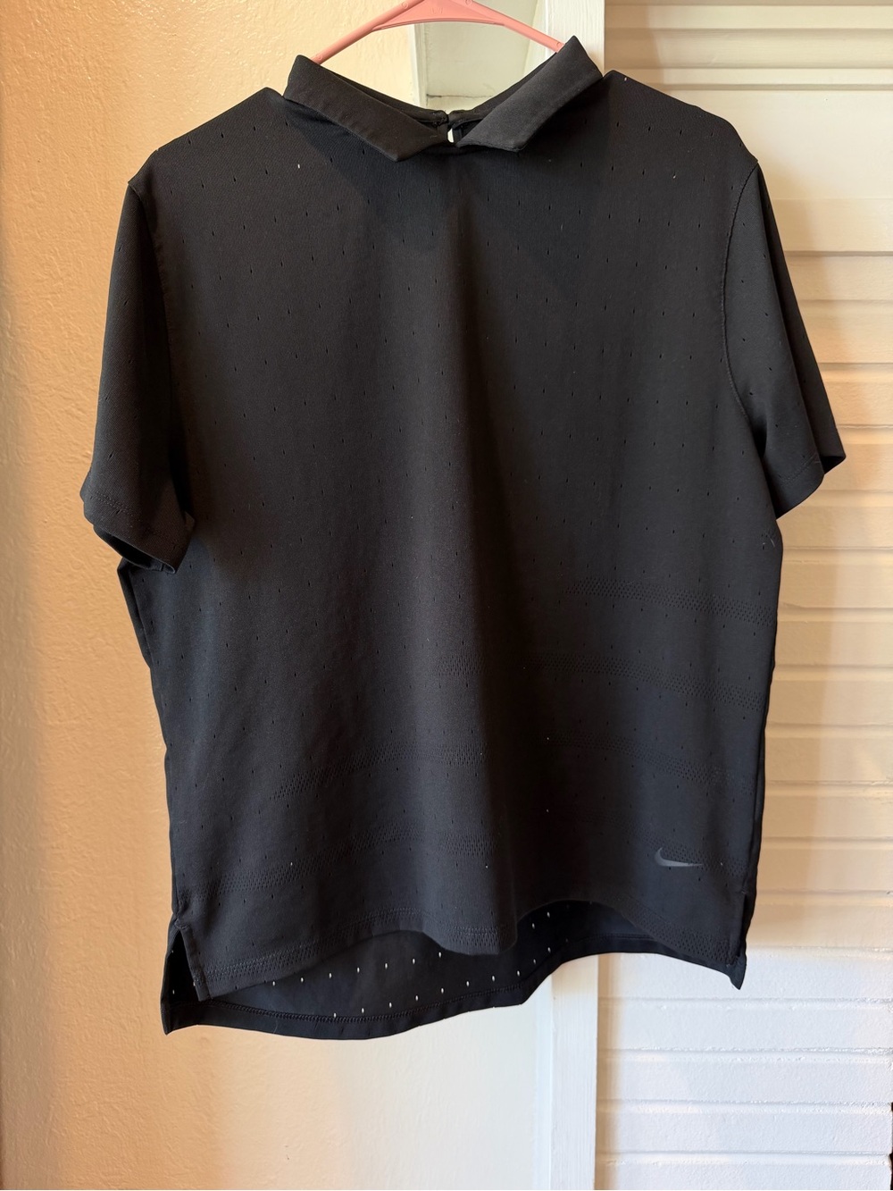 Nike Dri-FIT Black Perforated Collared Performance Shirt Size L